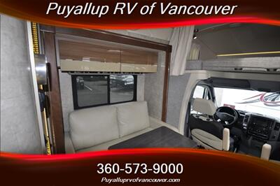 2015 WINNEBAGO NAVION 24G   - Photo 10 - Vancouver, WA 98682-4901