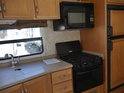 2005 Alpenlite Aspen 28RB   - Photo 5 - Puyallup, WA 98373