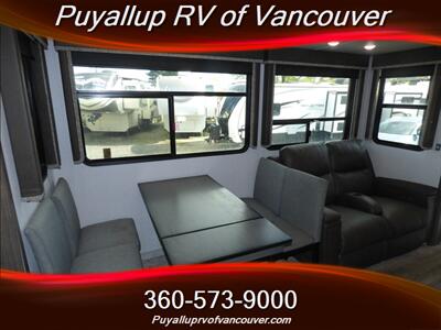 2020 KEYSTONE RV MONTANA HIGH COUNTRY 334/335BH   - Photo 11 - Vancouver, WA 98682-4901