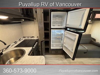 2024 COACHMEN LEPRECHAUN 260DS   - Photo 14 - Vancouver, WA 98682-4901