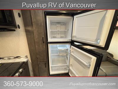 2024 COACHMEN LEPRECHAUN 260DS   - Photo 13 - Vancouver, WA 98682-4901