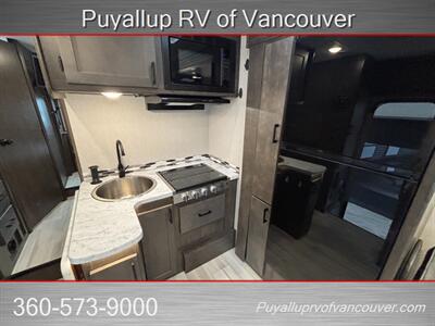 2024 COACHMEN LEPRECHAUN 260DS   - Photo 11 - Vancouver, WA 98682-4901