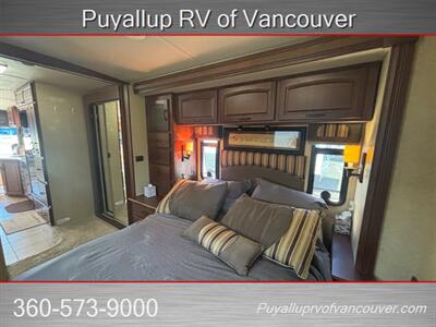 2008 WINNEBAGO ADVENTURER 35L   - Photo 10 - Vancouver, WA 98682-4901