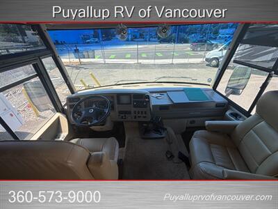 2008 WINNEBAGO ADVENTURER 35L   - Photo 5 - Vancouver, WA 98682-4901