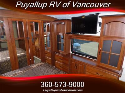 2015 KEYSTONE RV MONTANA LEGACY 3100RL   - Photo 26 - Vancouver, WA 98682-4901