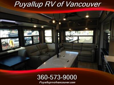 2022 KEYSTONE RV MONTANA LEGACY 3121RL   - Photo 7 - Vancouver, WA 98682-4901