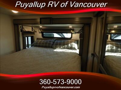 2022 KEYSTONE RV MONTANA LEGACY 3121RL   - Photo 20 - Vancouver, WA 98682-4901