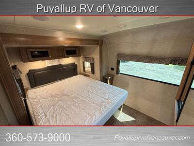 2018 FOREST RIVER ROCKWOOD 8332BS   - Photo 16 - Vancouver, WA 98682-4901