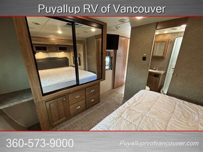 2018 FOREST RIVER ROCKWOOD 8332BS   - Photo 17 - Vancouver, WA 98682-4901