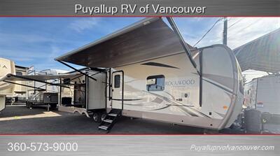2018 FOREST RIVER ROCKWOOD 8332BS   - Photo 1 - Vancouver, WA 98682-4901