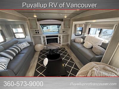 2022 FOREST RIVER IMPRESSION 320FL   - Photo 10 - Vancouver, WA 98682-4901