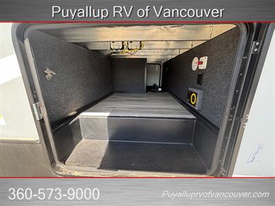 2022 FOREST RIVER IMPRESSION 320FL   - Photo 8 - Vancouver, WA 98682-4901