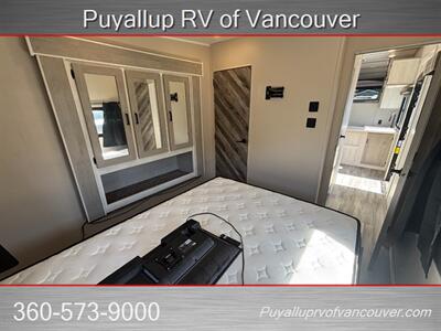 2022 FOREST RIVER IMPRESSION 320FL   - Photo 18 - Vancouver, WA 98682-4901