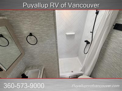 2022 FOREST RIVER IMPRESSION 320FL   - Photo 19 - Vancouver, WA 98682-4901