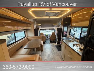 2019 WINNEBAGO NAVION 24J   - Photo 19 - Vancouver, WA 98682-4901