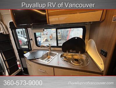 2019 WINNEBAGO NAVION 24J   - Photo 12 - Vancouver, WA 98682-4901