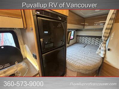 2019 WINNEBAGO NAVION 24J   - Photo 13 - Vancouver, WA 98682-4901