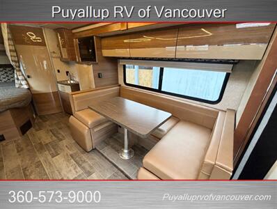2019 WINNEBAGO NAVION 24J   - Photo 17 - Vancouver, WA 98682-4901