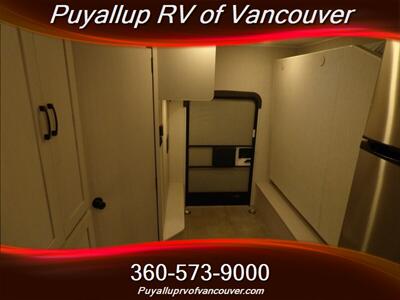 2023 FOREST RIVER RV COACHMEN FREELANDER 22XG   - Photo 12 - Vancouver, WA 98682-4901