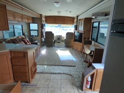 2008 Winnebago Voyage 38J   - Photo 12 - Puyallup, WA 98373