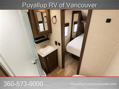 2018 FOREST RIVER RV VIBE 251RKS   - Photo 12 - Vancouver, WA 98682-4901
