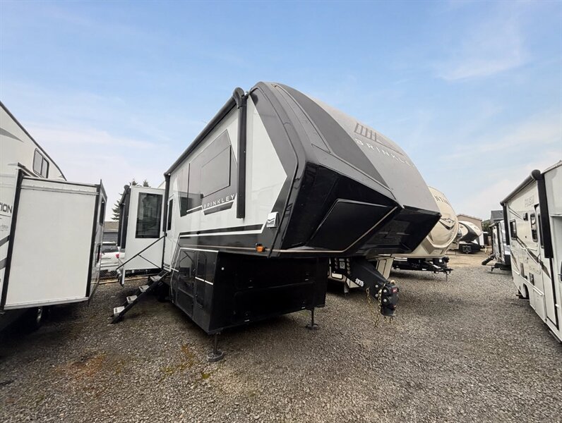 2025 BRINKLEY RV G 3250 3250  