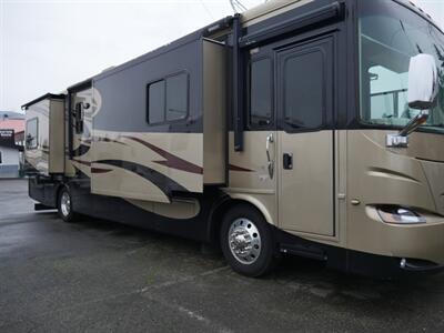 2010 Newmar Ventana 3933 - Photo 2 - Puyallup, WA 98373