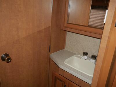 2013 Forest River Sunseeker 2450s   - Photo 5 - Puyallup, WA 98373