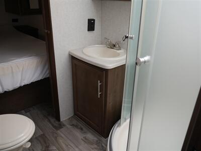 2018 Keystone Cougar 24SABWE - Photo 8 - Puyallup, WA 98373