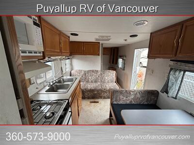 2001 FLEETWOOD 25J   - Photo 9 - Vancouver, WA 98682-4901