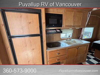 2018 RIVERSIDE RV RETRO 189R 189R   - Photo 10 - Vancouver, WA 98682-4901