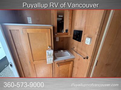 2018 RIVERSIDE RV RETRO 189R 189R   - Photo 6 - Vancouver, WA 98682-4901