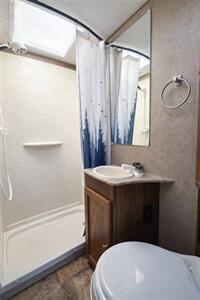 2017 Coachmen Leprechaun 230CB - Photo 7 - Puyallup, WA 98373