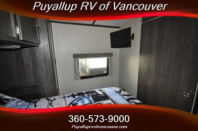 2018 KEYSTONE RV OUTBACK 266RB   - Photo 16 - Vancouver, WA 98682-4901