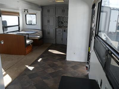 2013 Keystone Springdale 299FK   - Photo 9 - Puyallup, WA 98373