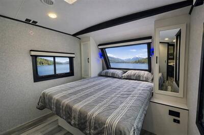 2024 Jayco Whitehawk 32RL   - Photo 7 - Puyallup, WA 98373