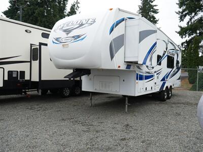 2012 Heartland Cyclone 2812   - Photo 1 - Puyallup, WA 98373