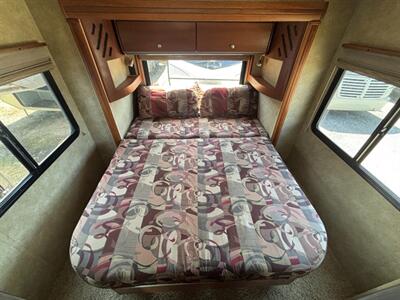 2008 Itasca Navion IQ 24DL   - Photo 11 - Puyallup, WA 98373