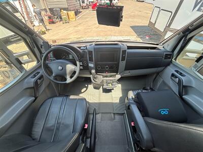 2008 Itasca Navion IQ 24DL   - Photo 5 - Puyallup, WA 98373