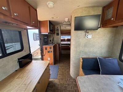 2008 Itasca Navion IQ 24DL   - Photo 6 - Puyallup, WA 98373