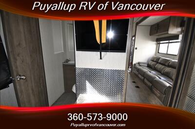 2019 FOREST RIVER VENGEANCE 348A13   - Photo 27 - Vancouver, WA 98682-4901