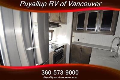 2019 FOREST RIVER VENGEANCE 348A13   - Photo 13 - Vancouver, WA 98682-4901