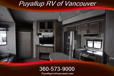 2019 FOREST RIVER VENGEANCE 348A13   - Photo 9 - Vancouver, WA 98682-4901