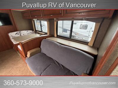 2015 FLEETWOOD STORM 32V   - Photo 8 - Vancouver, WA 98682-4901