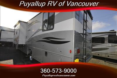 2011 WINNEBAGO VISTA 30W MOTIR HOME CLASS A   - Photo 5 - Vancouver, WA 98682-4901