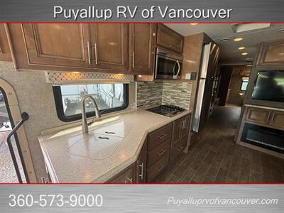 2020 Thor Miramar 37.1 - Photo 11 - Vancouver, WA 98682-4901