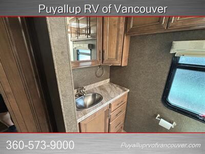 2020 Thor Miramar 37.1 - Photo 20 - Vancouver, WA 98682-4901