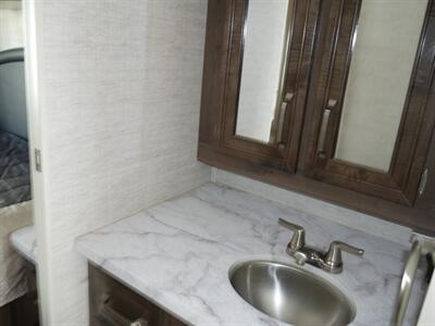 2021 Jayco Greyhawk 30X   - Photo 9 - Puyallup, WA 98373