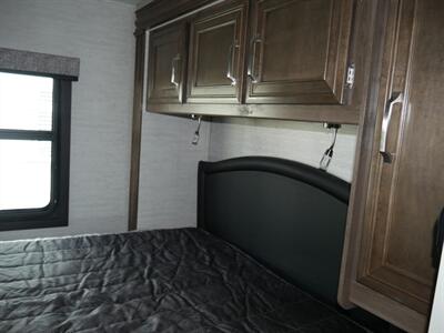 2021 Jayco Greyhawk 30X   - Photo 11 - Puyallup, WA 98373