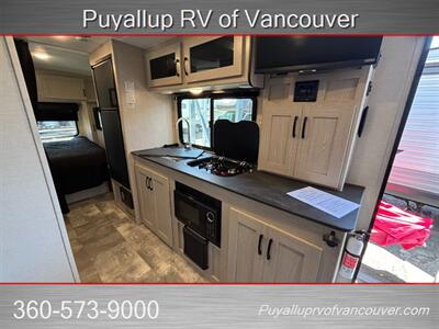 2022 FRRV COACHMEN APEX NANO 213RDS   - Photo 10 - Vancouver, WA 98682-4901